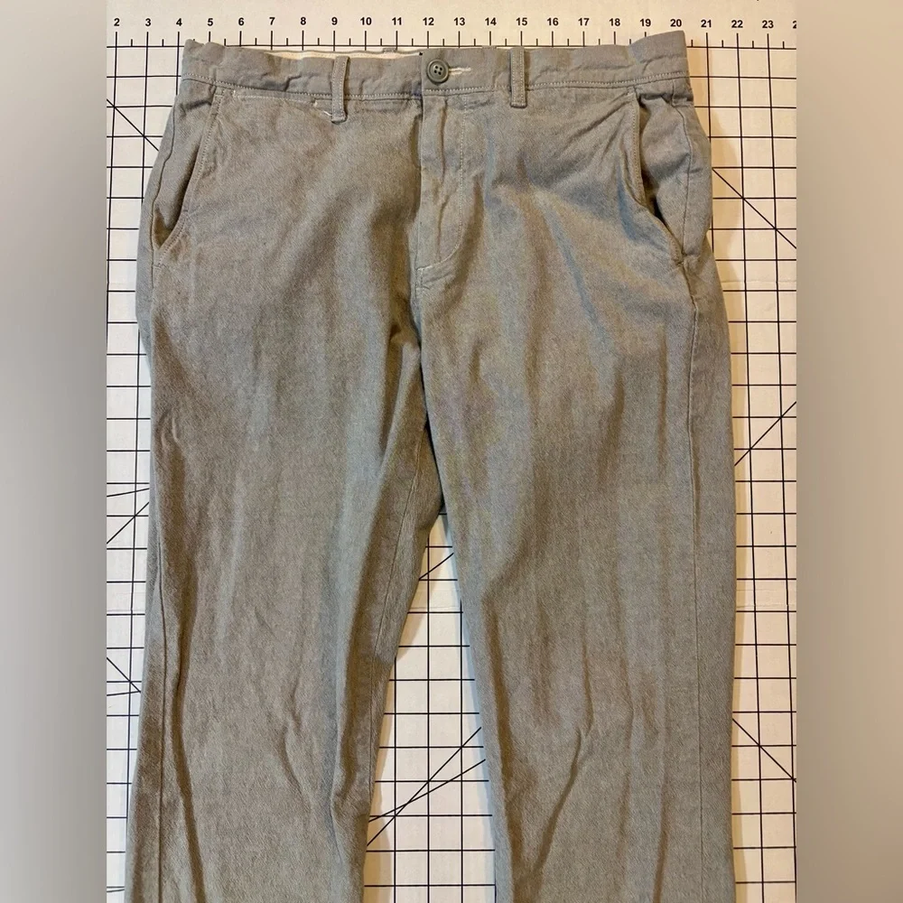 J. Crew Stretch Men’s Size 31/32‎ Gray 770 Straight Chino Pants